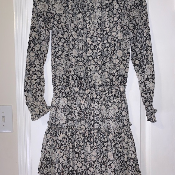 Misa Los Angeles Black and Cream Floral Top - Picture 1 of 3
